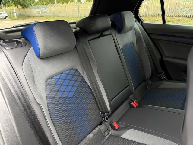 Volkswagen Golf 8 R-line 1.5 Etsi 150Ps 7-Speed Dsg Grey #21