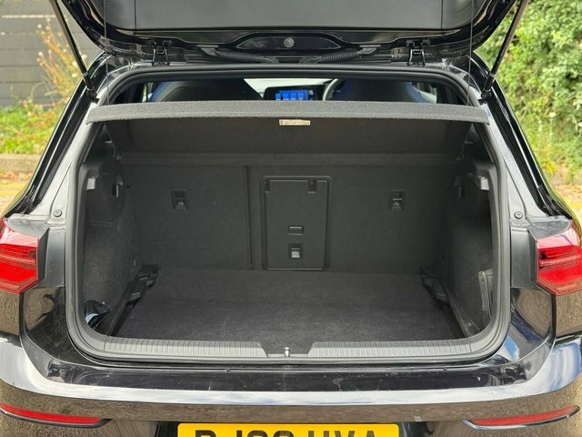 Volkswagen Golf 8 R-line 1.5 Etsi 150Ps 7-Speed Dsg Grey #91