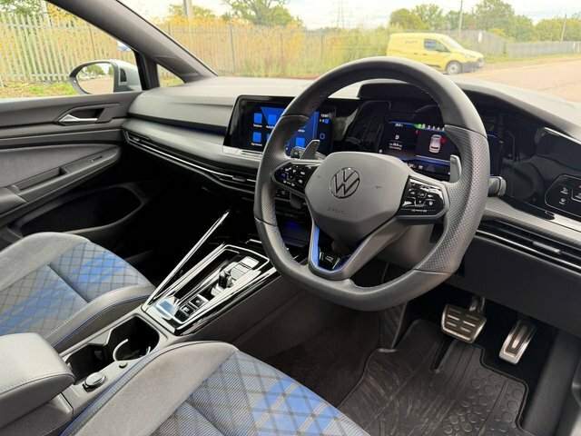 Volkswagen Golf 8 R-line 1.5 Etsi 150Ps 7-Speed Dsg Grey #10