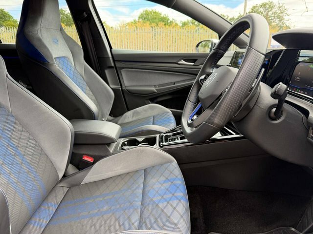 Volkswagen Golf 8 R-line 1.5 Etsi 150Ps 7-Speed Dsg Grey #11