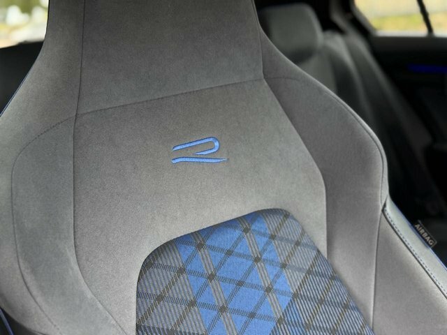 Volkswagen Golf 8 R-line 1.5 Etsi 150Ps 7-Speed Dsg Grey #14