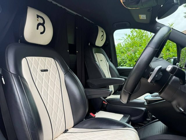Mercedes-Benz V Class 2.0 V300d Amg Line G-tronic Euro 6 Ss Black #13