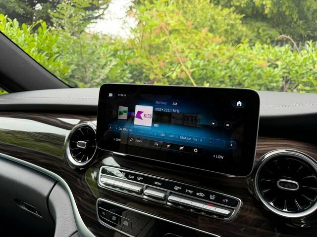 Mercedes-Benz V Class 2.0 V300d Amg Line G-tronic Euro 6 Ss Black #57