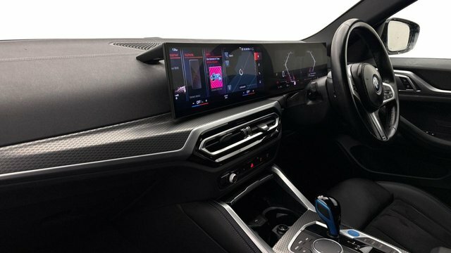 BMW i4 40 83.9Kwh M Sport Gran Coupe Ed Black #4