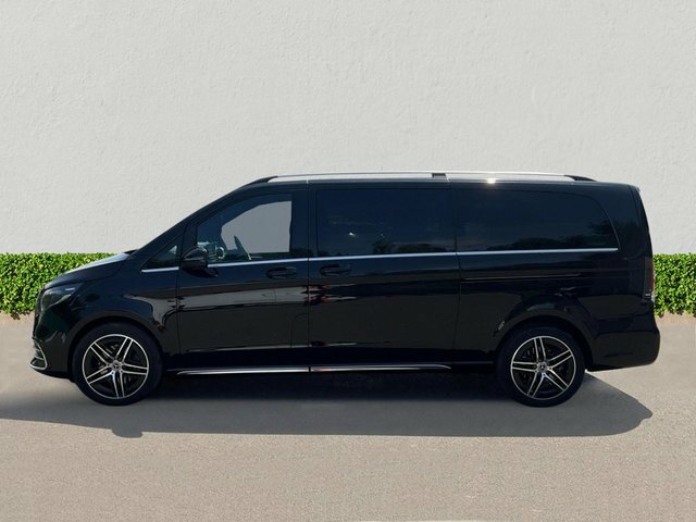 Mercedes-Benz V Class 2.0 V220d Amg Line Mpv G-tronic Euro 6 Black #3