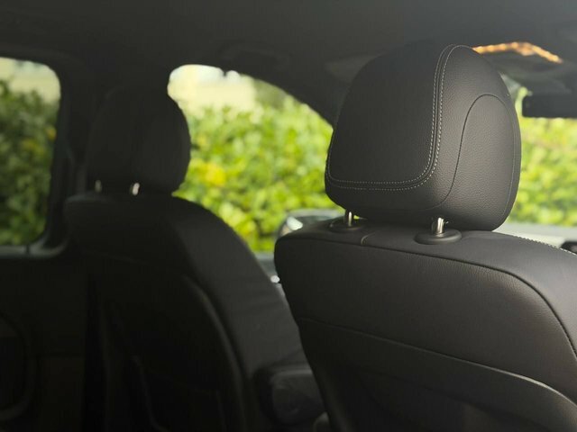 Mercedes-Benz V Class Mpv Black #15