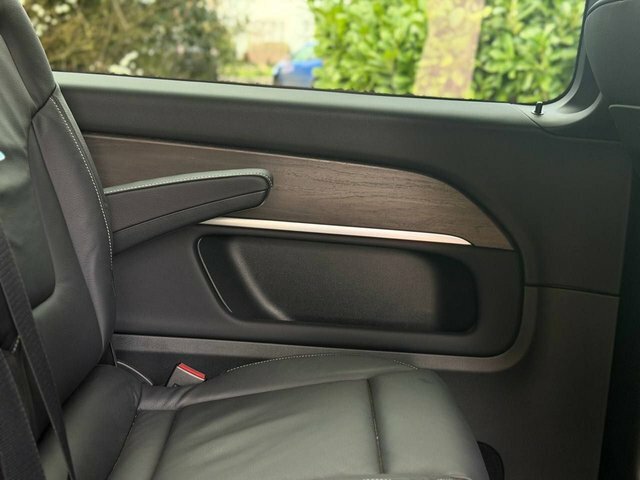 Mercedes-Benz V Class Mpv Black #16