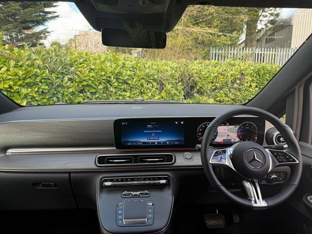 Mercedes-Benz V Class Mpv Black #35
