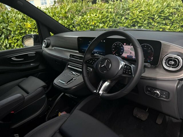 Mercedes-Benz V Class Mpv Black #10