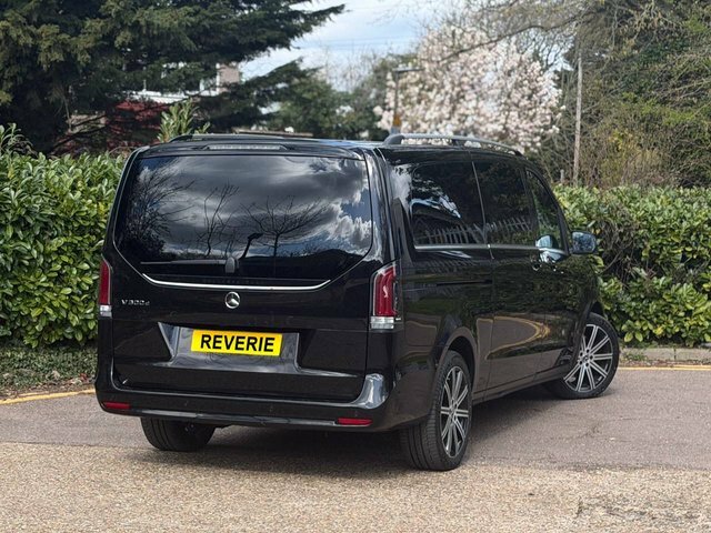 Mercedes-Benz V Class Mpv Black #74