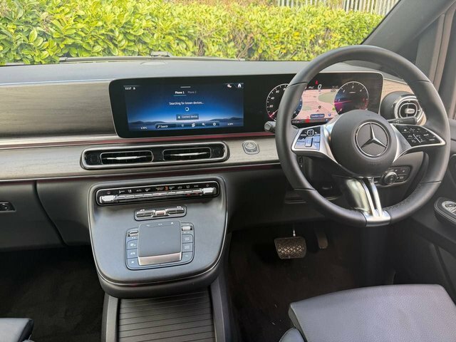 Mercedes-Benz V Class Mpv Black #33