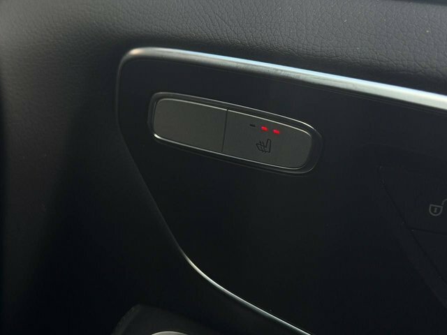 Mercedes-Benz V Class Mpv Black #45