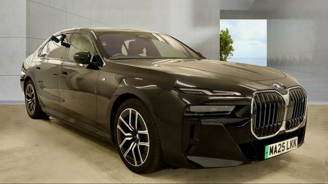 BMW i7 50 105.7Kwh M Sport Saloon Edriv Black