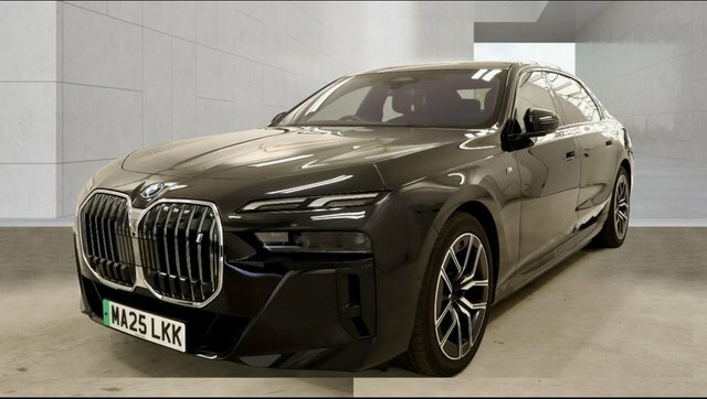 BMW i7 50 105.7Kwh M Sport Saloon Edriv Black #2