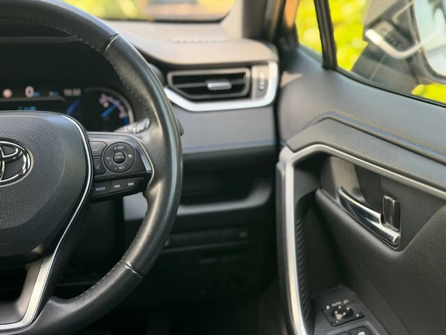 Toyota Rav 4 2.5L Dynamic Blue #32