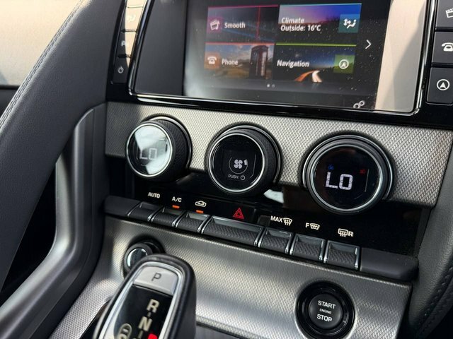 Jaguar F-Type 3.0 Supercharged V6 S 2016 White #24