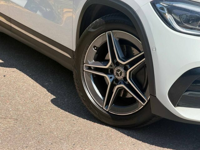 Mercedes-Benz GLA Class Gla 250E Exclusive Edition Red #60
