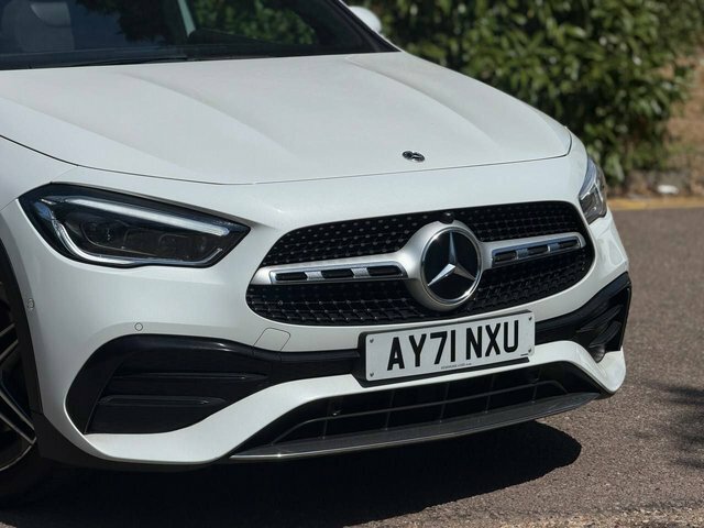 Mercedes-Benz GLA Class Gla 250E Exclusive Edition Red #62