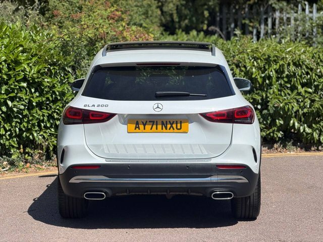 Mercedes-Benz GLA Class Gla 250E Exclusive Edition Red #68