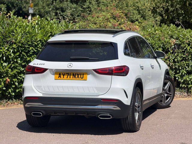 Mercedes-Benz GLA Class Gla 250E Exclusive Edition Red #65