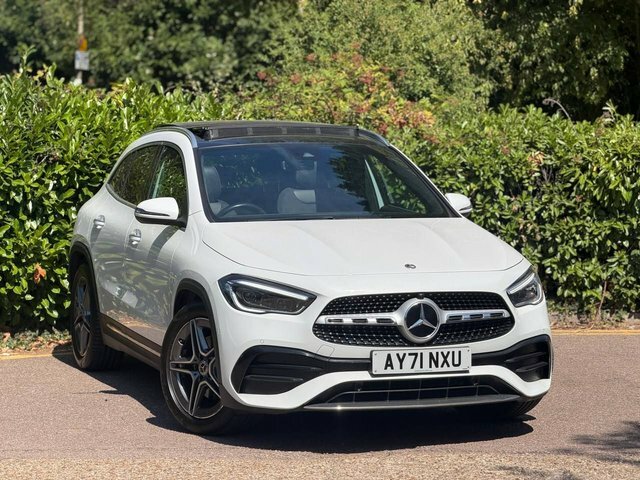 Mercedes-Benz GLA Class Gla 250E Exclusive Edition Red #57