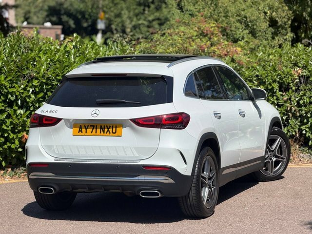 Mercedes-Benz GLA Class Gla 250E Exclusive Edition Red #64