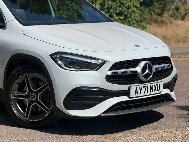 Mercedes-Benz GLA Class Gla 250E Exclusive Edition Red #59