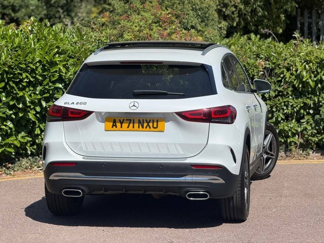 Mercedes-Benz GLA Class Gla 250E Exclusive Edition Red #66