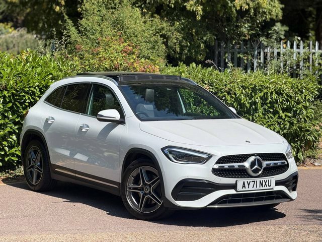 Mercedes-Benz GLA Class Gla 250E Exclusive Edition Red #55