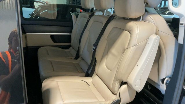 Mercedes-Benz V Class 2.0 V220d Amg Black #13