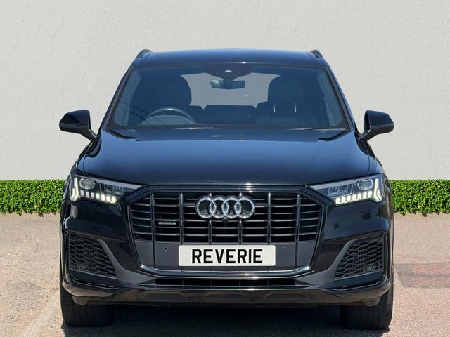 Audi Q7 3.0 Tfsi V6 55 Black Edition Suv Tiptro Black #2