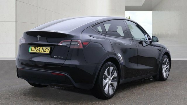 Tesla Model Y Dual Motor Long Range Suv 4Wde Black #4