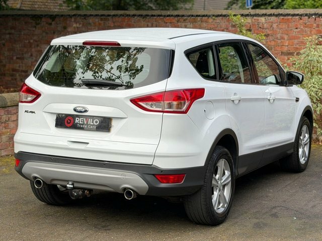 Ford Kuga 2015 2.0 Tdci Zetec Suv 2Wd Euro NA15LWC White #5