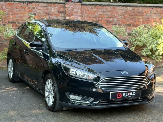 Ford Focus 2016 1.5 Tdci Titanium Hatchback Black #4