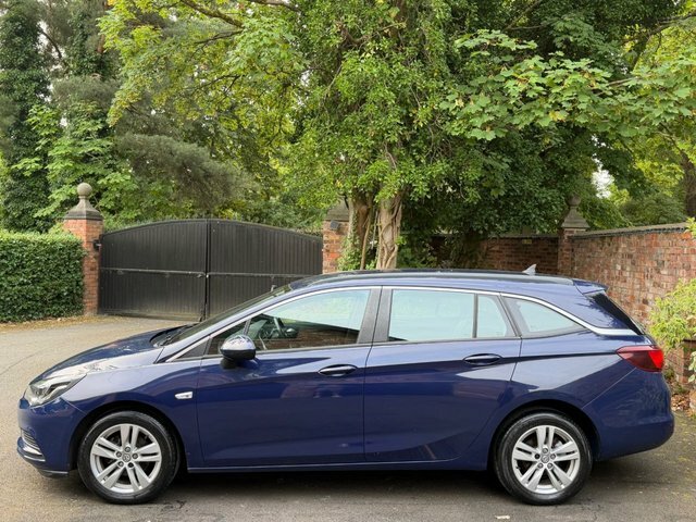 Vauxhall Astra 2016 1.4I Turbo Tech Line Sports Tourer Blue #2