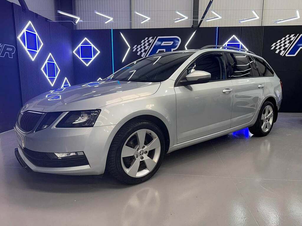 Skoda Octavia Tsi Act Se Drive Silver