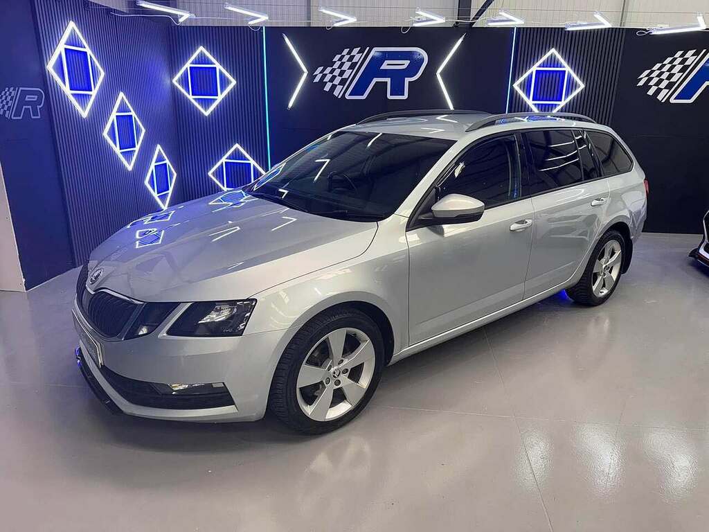 Skoda Octavia Tsi Act Se Drive Silver #2