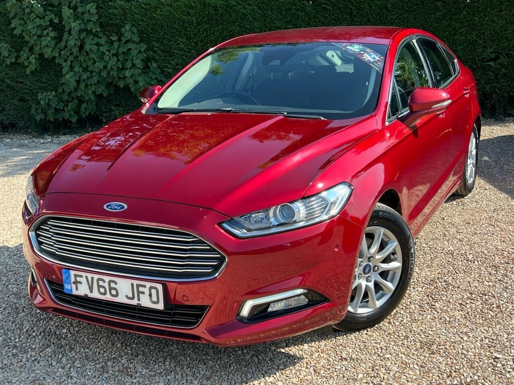 Ford Mondeo 2L Titanium Red #2