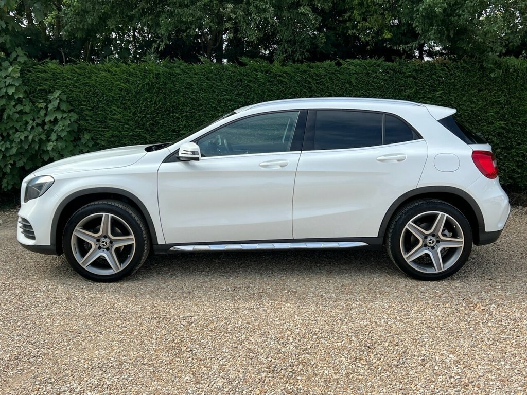 Mercedes-Benz GLA Class 1.6L Amg Line HF68UMV White #5
