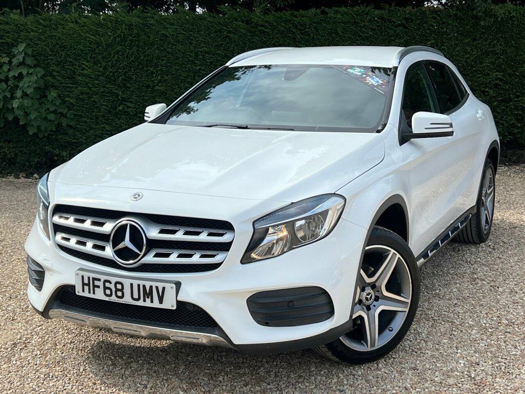 Mercedes-Benz GLA Class 1.6L Amg Line HF68UMV White #2