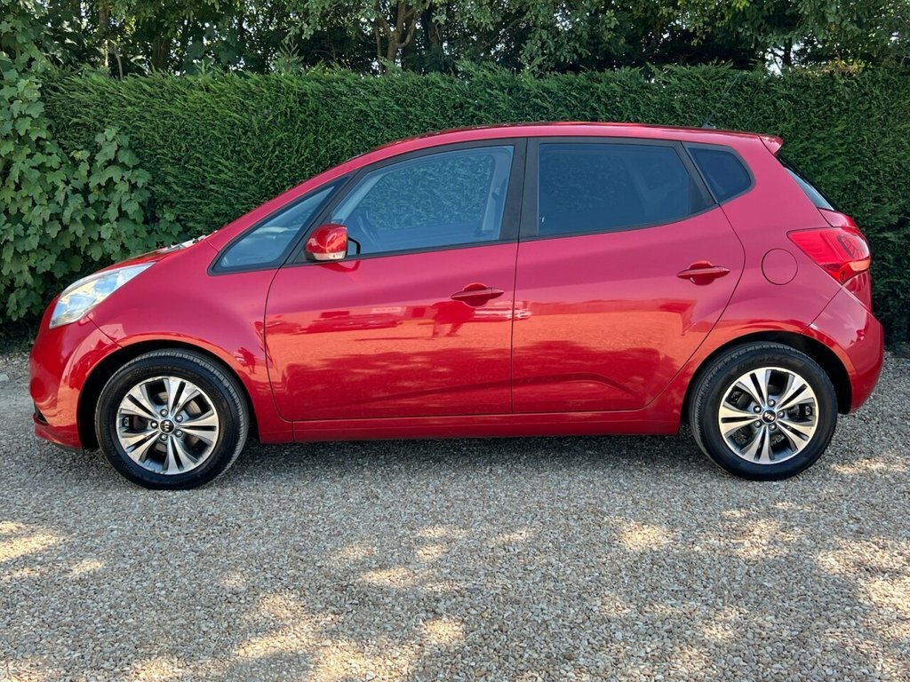 Kia Venga 1.6L 3 Red #5