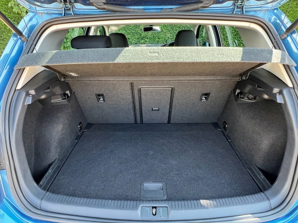 Volkswagen Golf Black #12