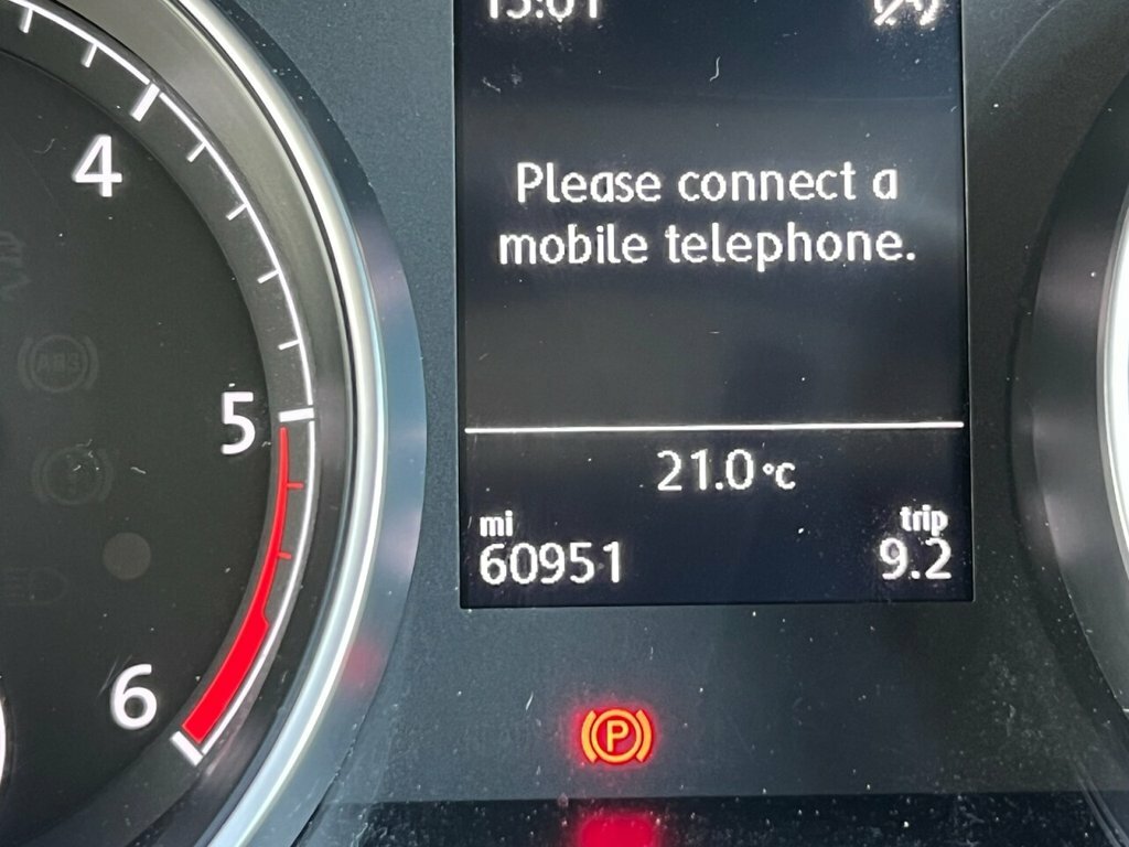 Volkswagen Golf Black #32