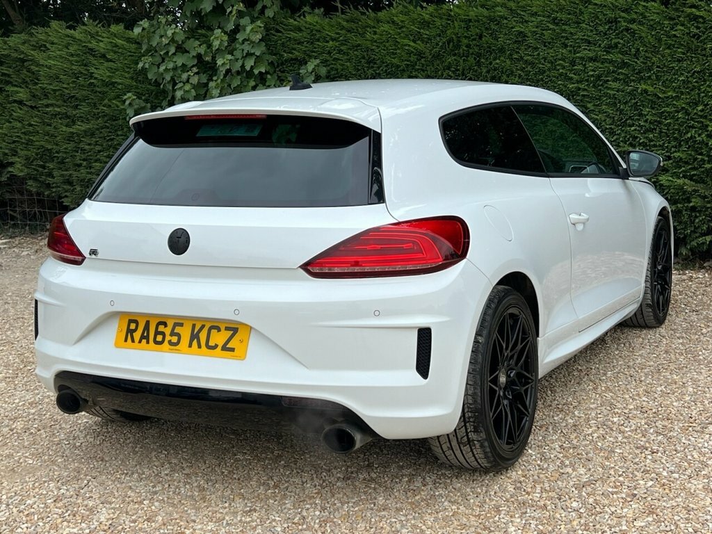 Volkswagen Scirocco 2L R White #6