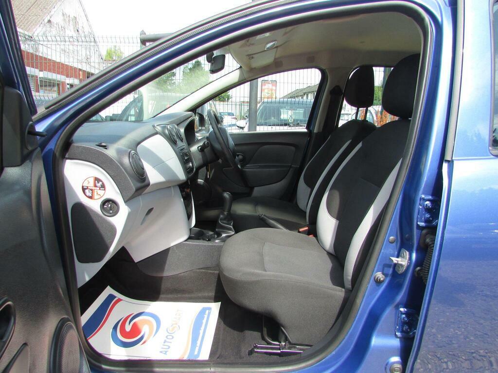 Dacia Sandero 1.1 Laureate 75 Bhp Beige #11