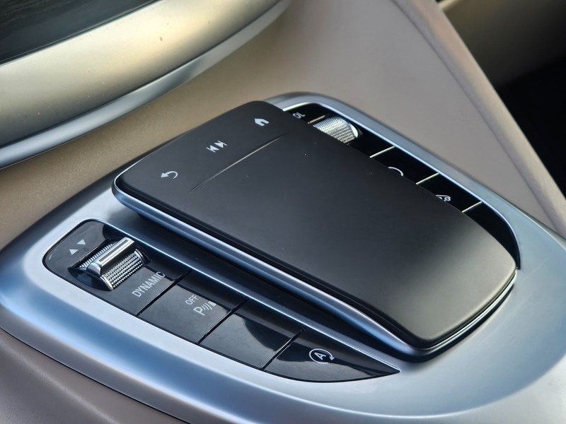 Mercedes-Benz V Class Mpv Black #17