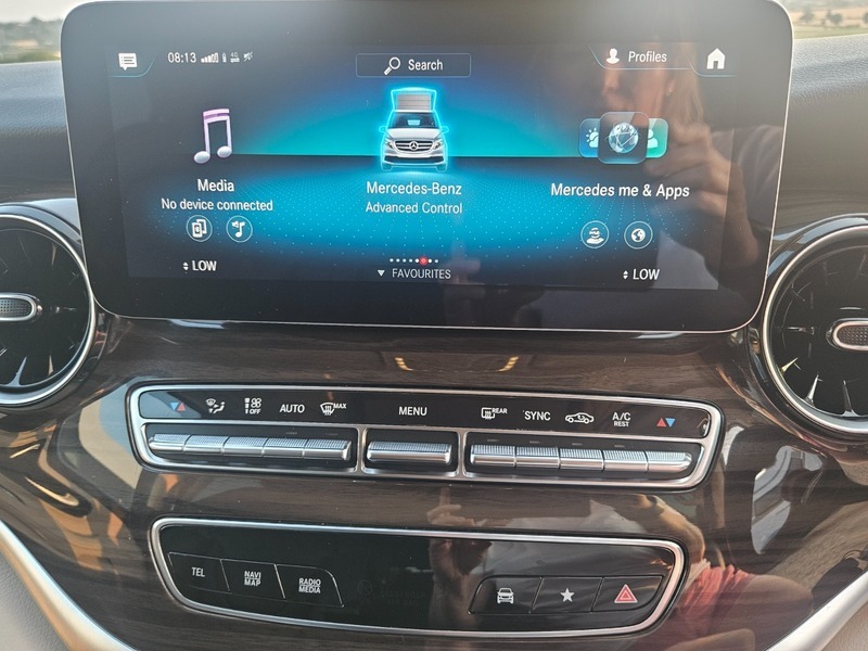 Mercedes-Benz V Class Mpv Black #38