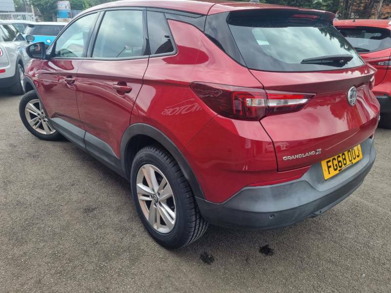 Vauxhall Grandland X 1.2 Turbo Se - 2018 68 FG68OOJ Red #5