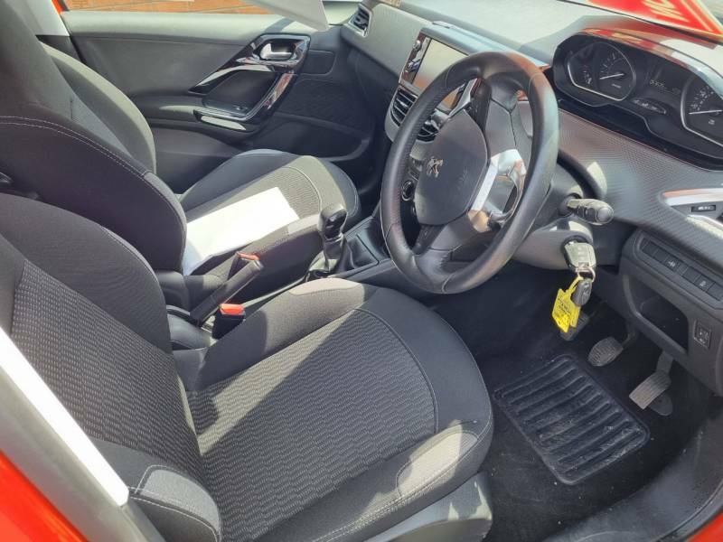 Peugeot 208 1.6 Thp Gti Prestige Black #9