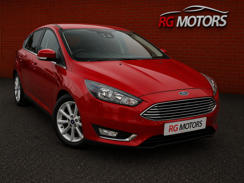 Ford Focus 1.0 Ecoboost 125 Titanium Red